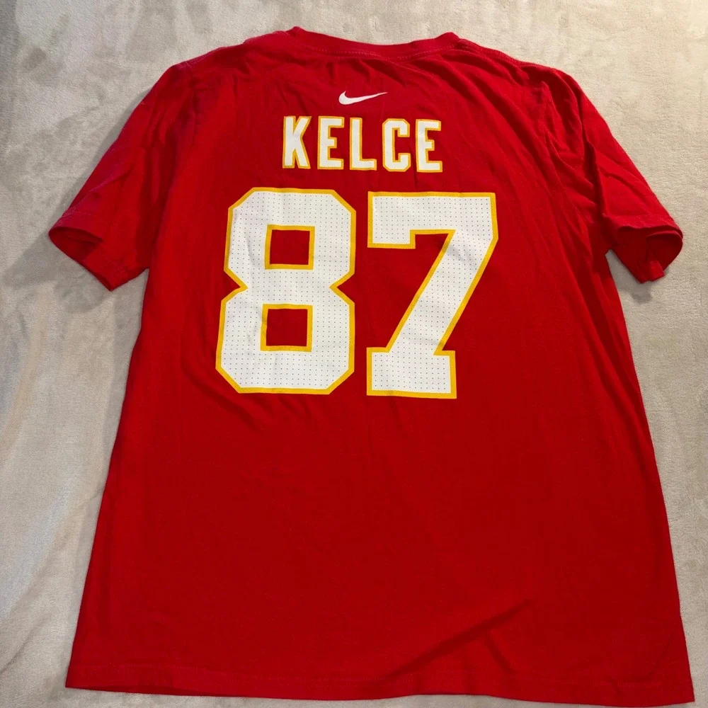 Nike Kansas City Chiefs Travis Kelce 87 Red Youth XL T-Shirt Boys Kids NFL Tee